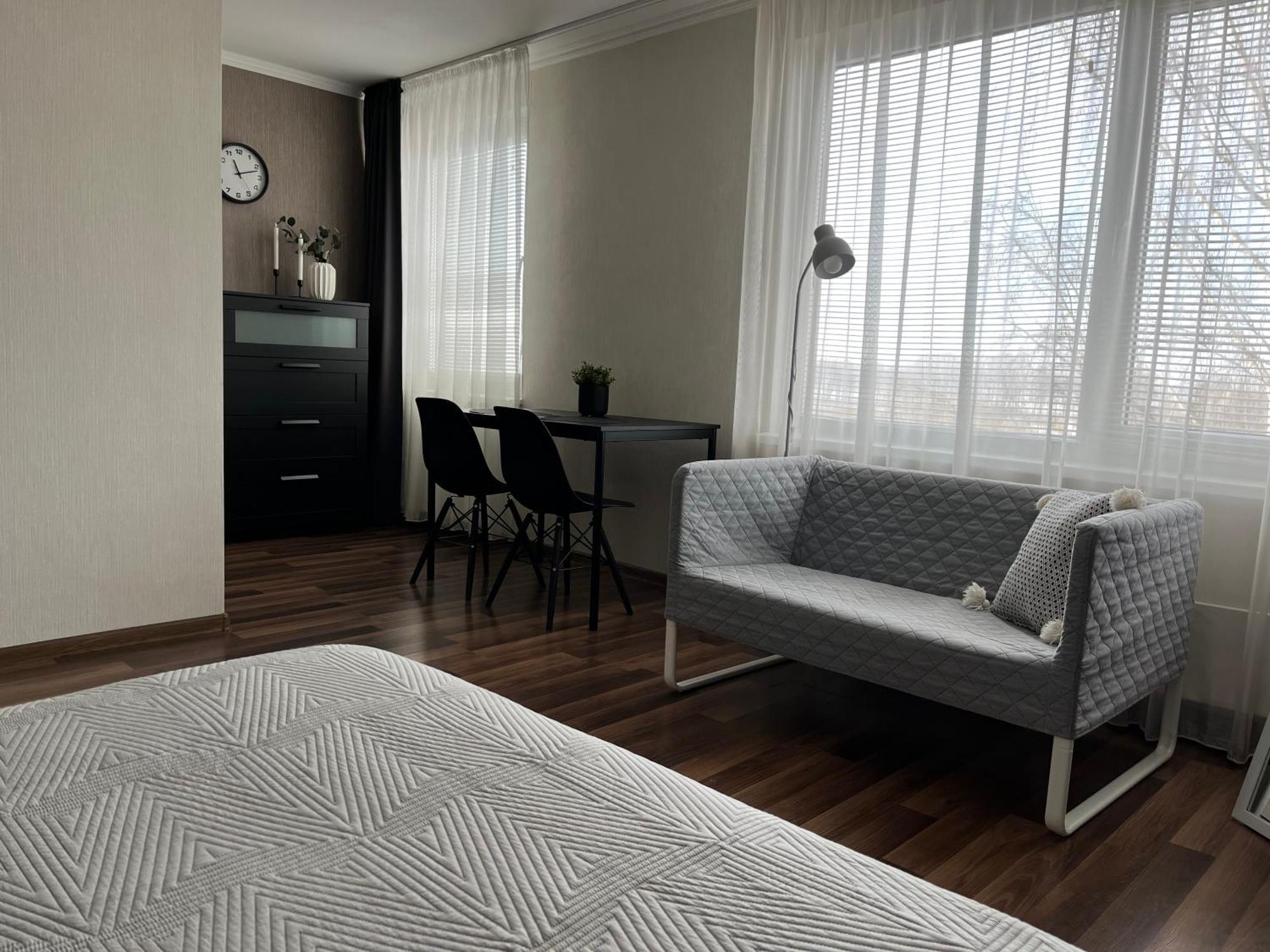 Vienibas Apartment Daugavpils Eksteriør billede